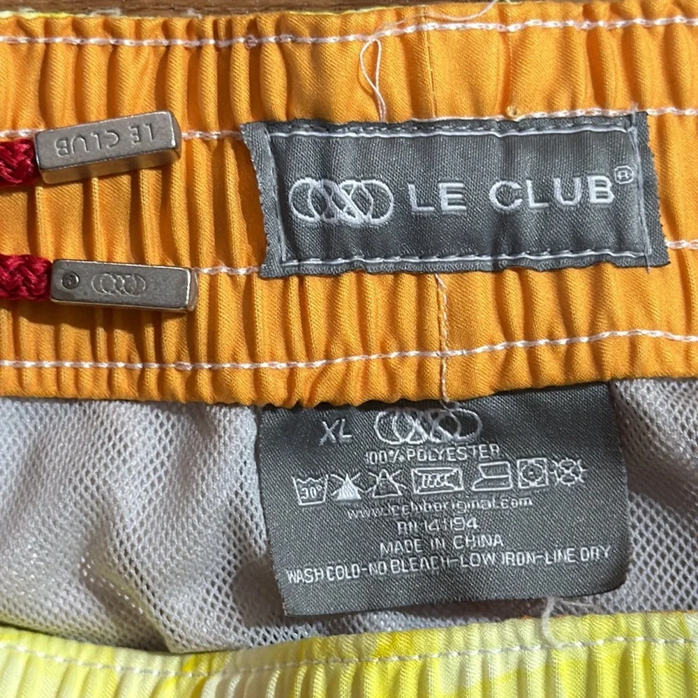 Le Club Men XL Swirl Vibrant Multicolor Swim‎ Trunks Lined Mesh Waist Tie